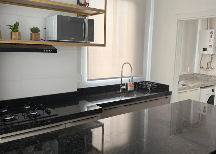 Apartamento Pereque Frente Mar