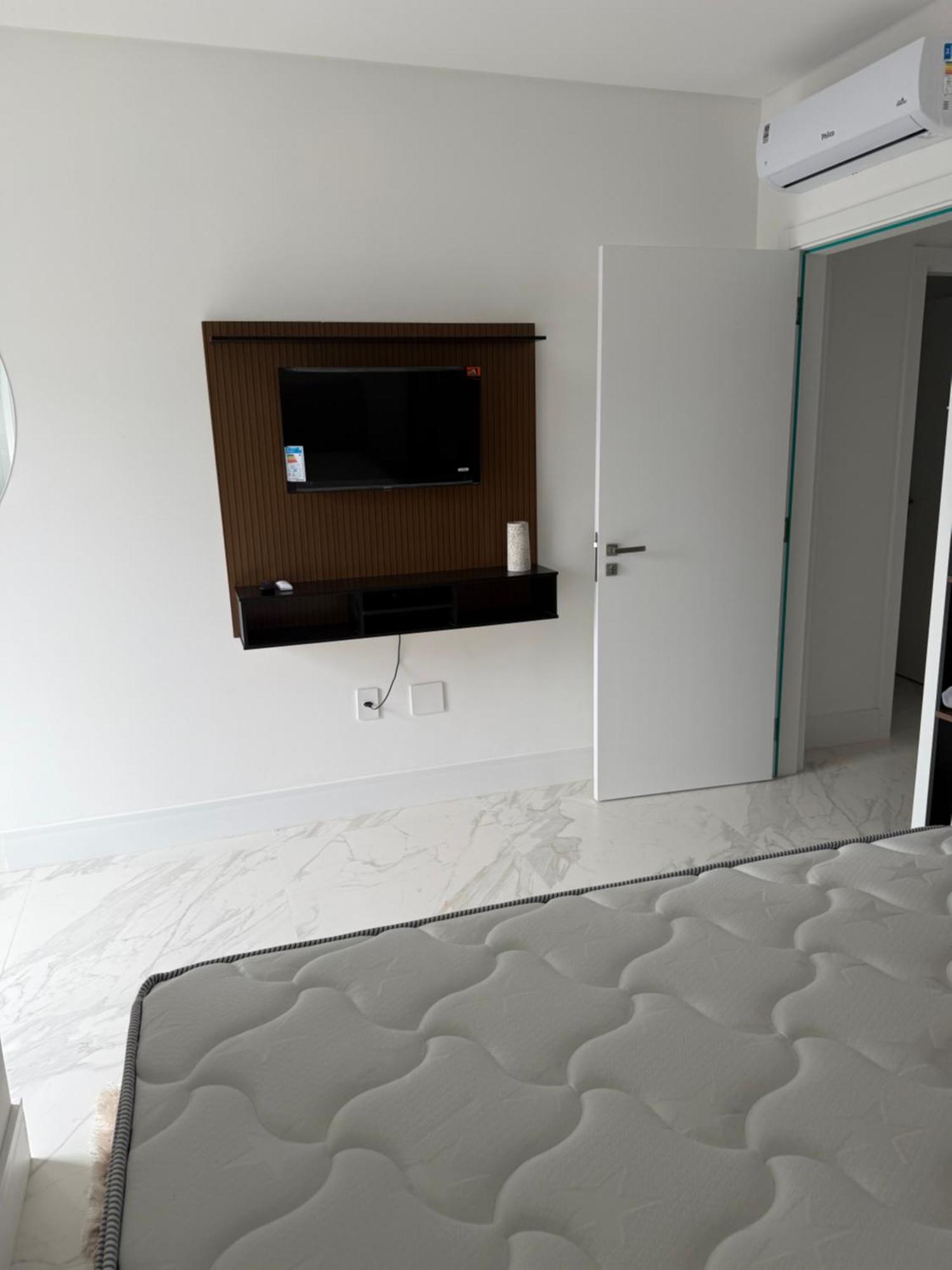 Apartamento Pereque Frente Mar